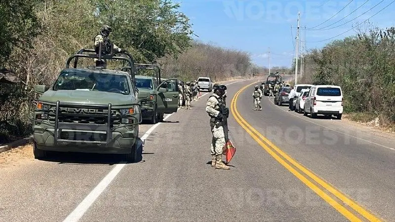 $!Cuerpo envuelto en plástico es localizado en la carretera a Imala, al oriente de Culiacán