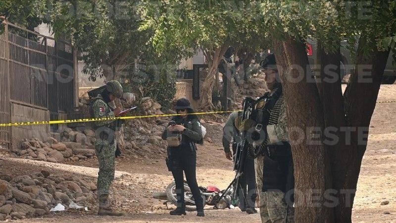 $!Matan a balazos a motociclista en la colonia Jesús Valdés, al norte de Culiacán