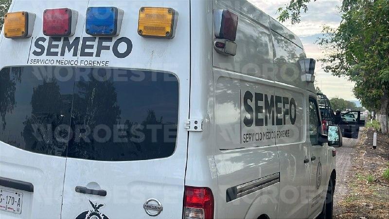 $!Abandonan cuerpo envuelto en cobijas junto a La Costerita, en la sindicatura de Aguaruto, Culiacán