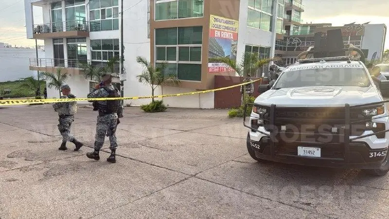 $!Joven sale ileso de ataque a balazos en Culiacán, pero es retenido por estar armado