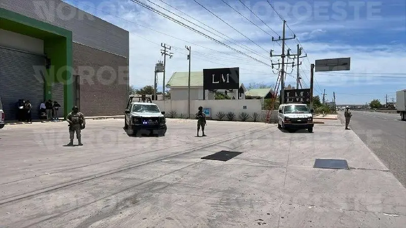 $!Descarga eléctrica cobra la vida de empleado en la zona de Campo El Diez, al sur de Culiacán