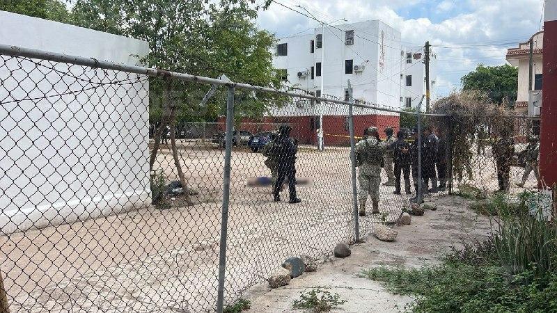 $!Hombre es asesinado de al menos siete disparos en Infonavit Humaya