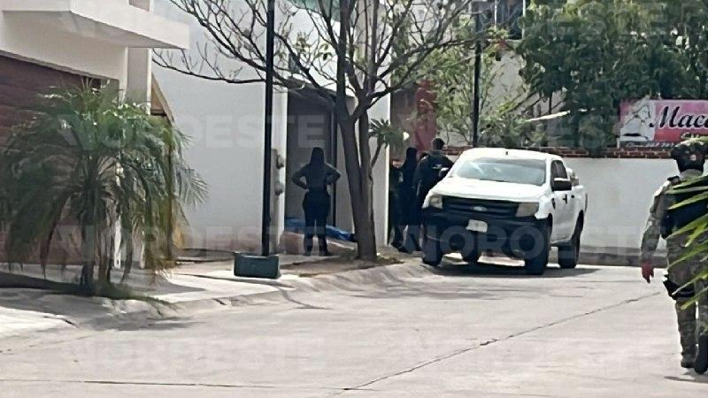 $!Asesinan al líder del STASAC en su casa en Brisas del Humaya, Culiacán