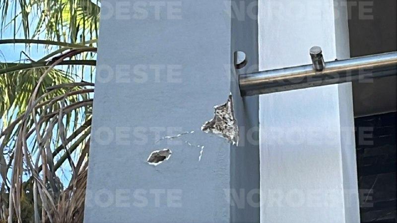 $!Balean e incendian residencia en Los Almendros, al norte de Culiacán