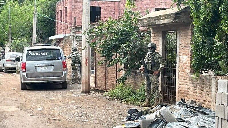 $!Hallan a dos hombres sin vida en la colonia El Ranchito, al sur de Culiacán