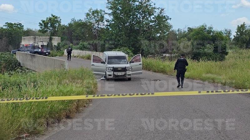$!Asesinan a balazos a marisquero en la curva de San Pedro, Navolato
