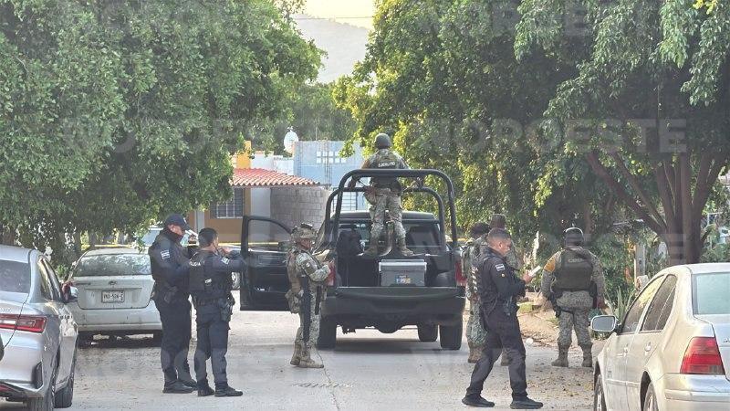 $!Mazatlán: Ataque armado en Pradera Dorada IV desata persecución; Ejército detiene a dos hombres