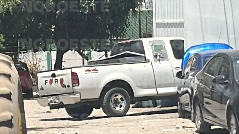 $!Ataque armado en taller de la colonia San Rafael deja un muerto y un herido en Culiacán