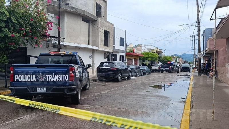 $!Matan a balazos a maestra de preescolar en el Centro de Escuinapa; suman 16 feminicidios desde junio