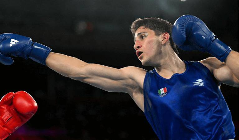 Marco Verde recibe el apoyo de Canelo Álvarez rumbo a su debut profesional