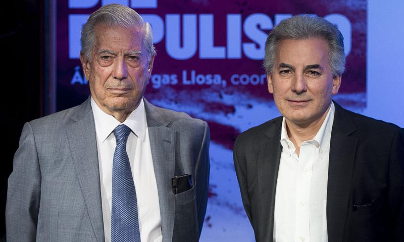 $!Mario Vargas Llosa y Álvaro Vargas Llosa.