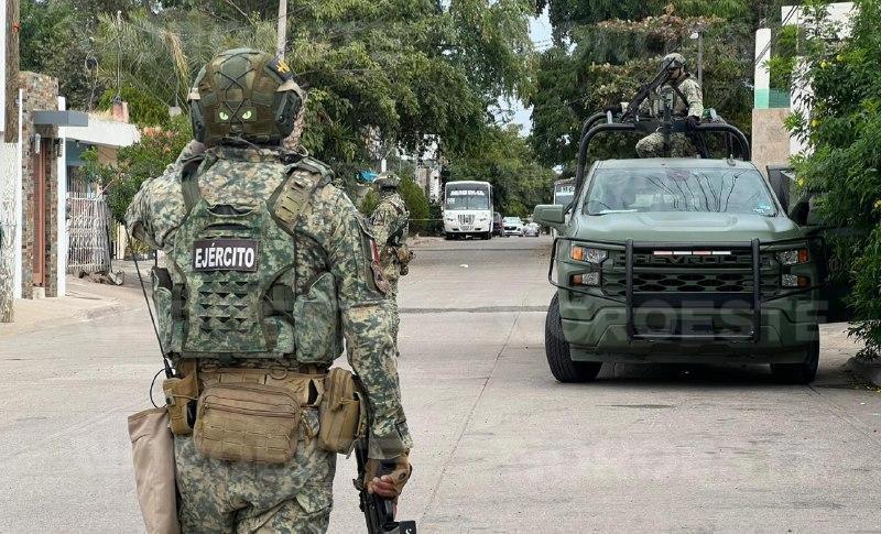 $!Militares aseguran un domicilio en la colonia Guadalupe Victoria, al oriente de Culiacán