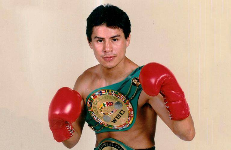 Ex campeón mundial Miguel Ángel González vive en situación de calle; JC Chávez ofrece ayudarlo