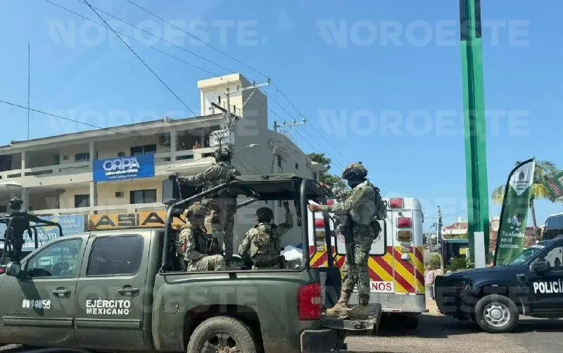 $!Matan a motociclista a balazos en una carreta de tacos del Infonavit Playas, en Mazatlán