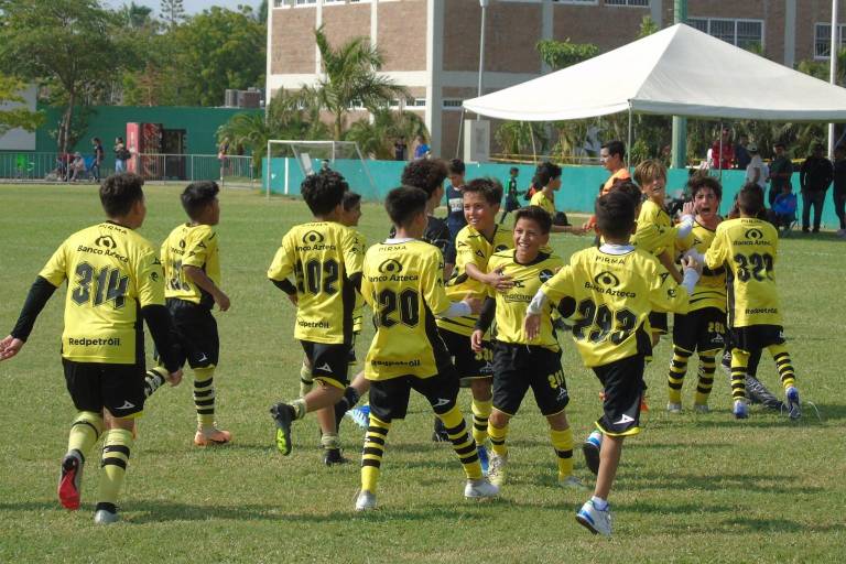 Cañoneros clasifican invictos en Sub 11 en la Copa Mazatlán