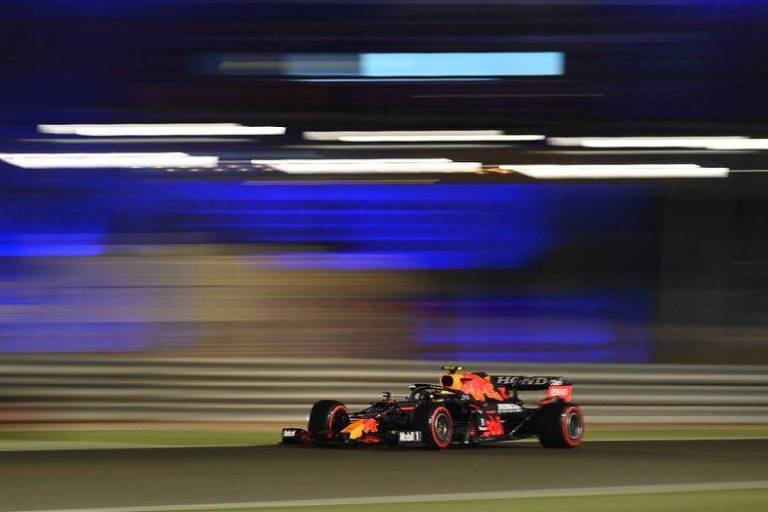 Bottas domina la segunda práctica libre en Qatar; Checo Pérez termina en octavo