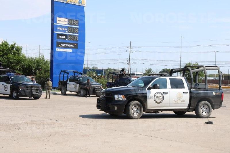 $!Balean a un hombre en zona de descanso para traileros al sur de Mazatlán