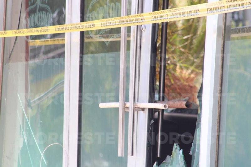 $!Investiga Fiscalía incendio provocado en casino de Culiacán tras muerte de empleada