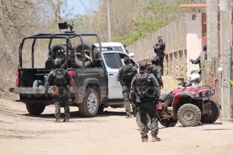 $!FGR y Semefo arriban a finca asegurada tras operativo de SSPC en Ayuné, Culiacán