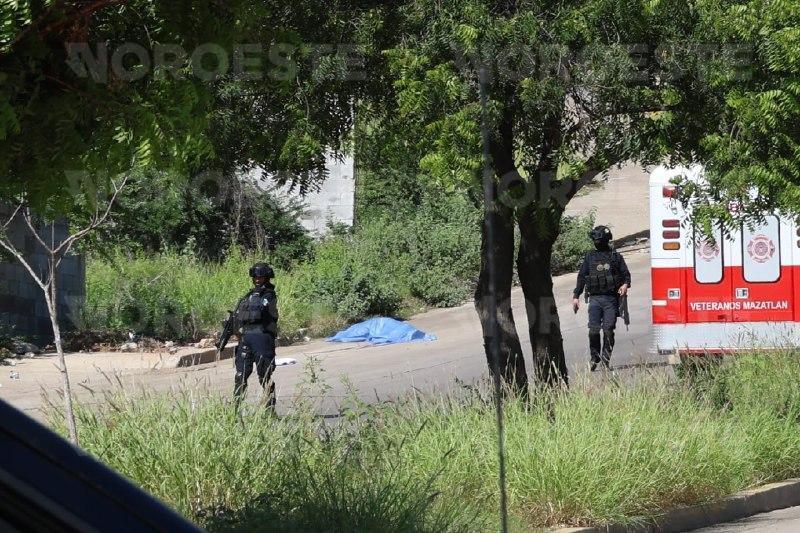 $!Matan a mujer en la colonia Tercera Ampliación de Urías de Mazatlán; suman 25 homicidios de mujeres en Sinaloa