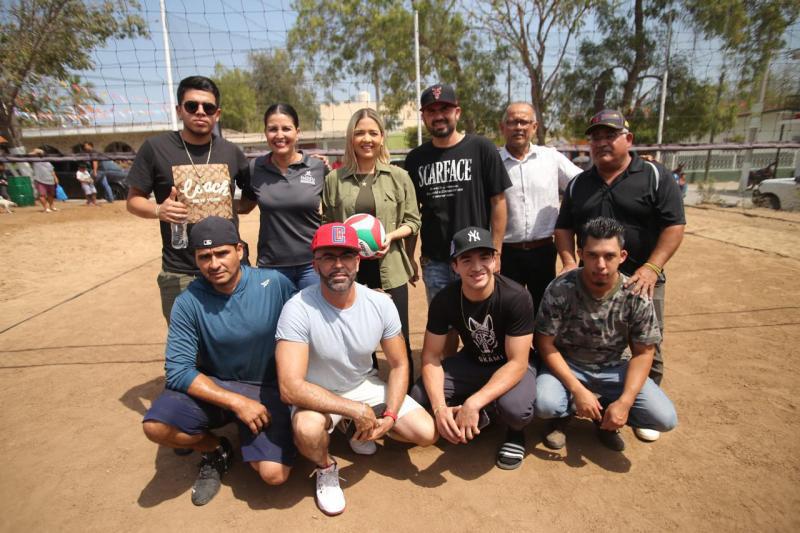 $!Inauguran cancha de voleibol en la sindicatura de El Roble