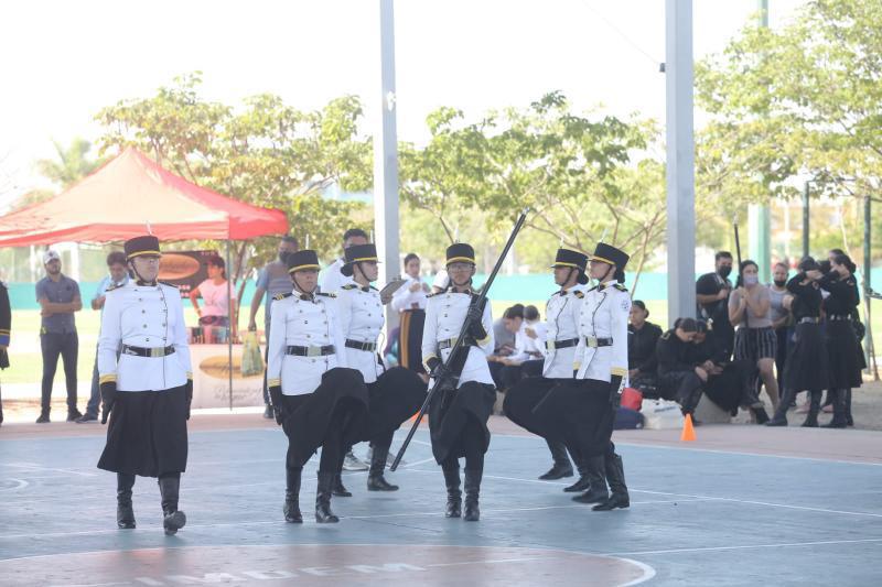 $!Arrasa Universidad Autónoma de Chihuahua con Nacional de Escoltas celebrado en Mazatlán