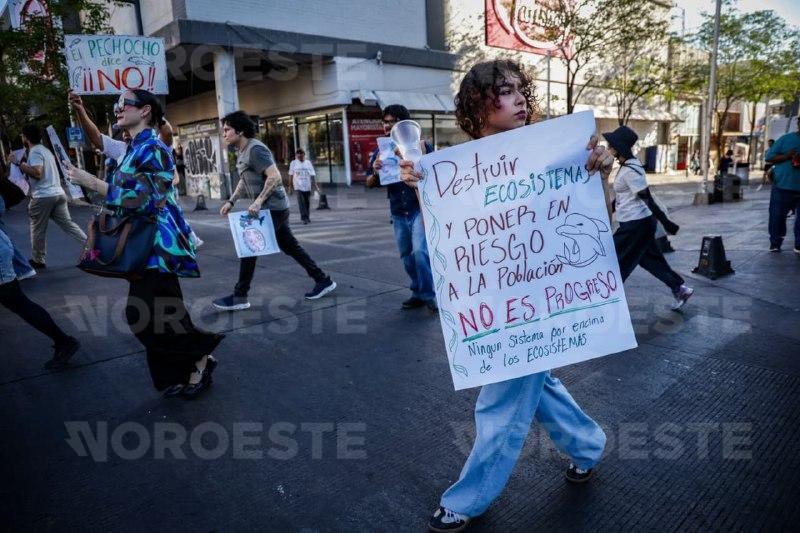 $!Protestan en Culiacán contra planta de amoniaco y proyecto Mexinol; acusan falta de consulta a comunidades