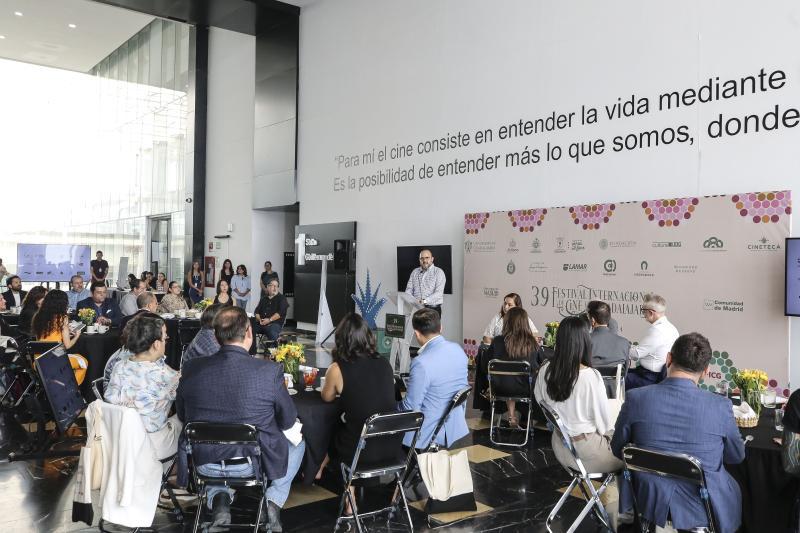 $!El cuerpo directivo del Festival Internacional de Cine de Guadalajara y directivos de la Universidad de Guadalajara, se reúnen para informar detalles del FICG.