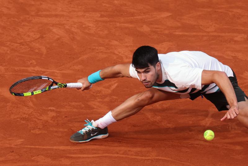 $!Alcaraz logra épica remontada ante Sinner y es el rey de Roland Garros