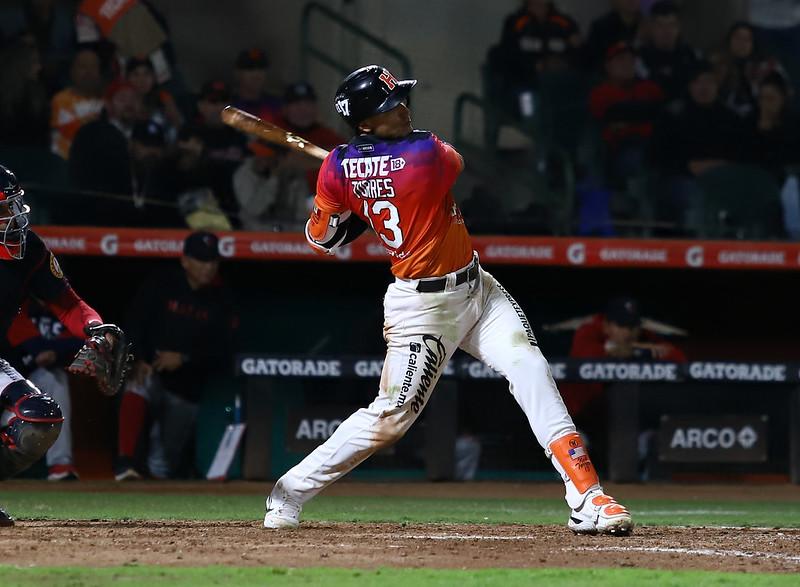 $!Naranjeros se queda con la serie ante Mayos y sigue en la cima del standing