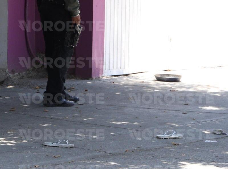 $!A plena luz del día, atacan a Ulises afuera de su casa en Mazatlán; fallece en el hospital