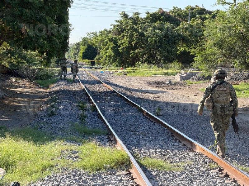 $!Encuentran a una pareja sin vida bajo el puente de Prados del Sol, en Mazatlán