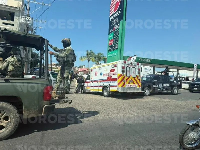 $!Matan a motociclista a balazos en una carreta de tacos del Infonavit Playas, en Mazatlán