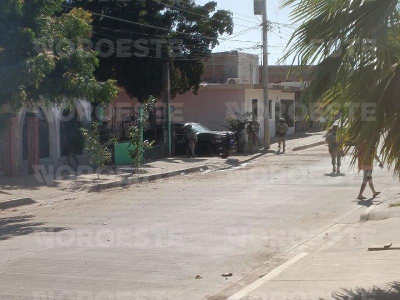 $!Asesinan a dos hombres tras ataque armado en la colonia Antonio Toledo Corro, en Culiacán