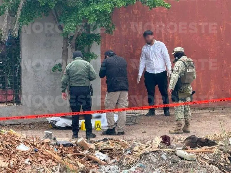 $!Hallan cuerpo en avanzado estado de descomposición dentro de canal de riego en Villa Juárez, Navolato