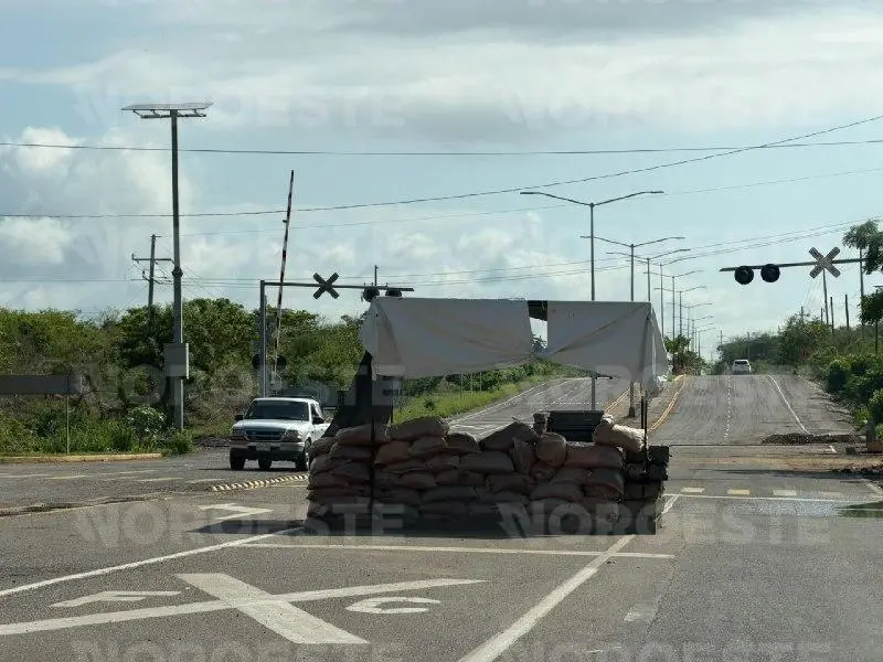 $!Retiran puesto de control del Ejército en Cerritos; Mazatlán pierde vigilancia militar permanente