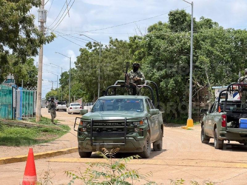 $!Autoridades despliegan operativo tras incursión armada en El Chilillo, al norte de Mazatlán; hallan auto baleado