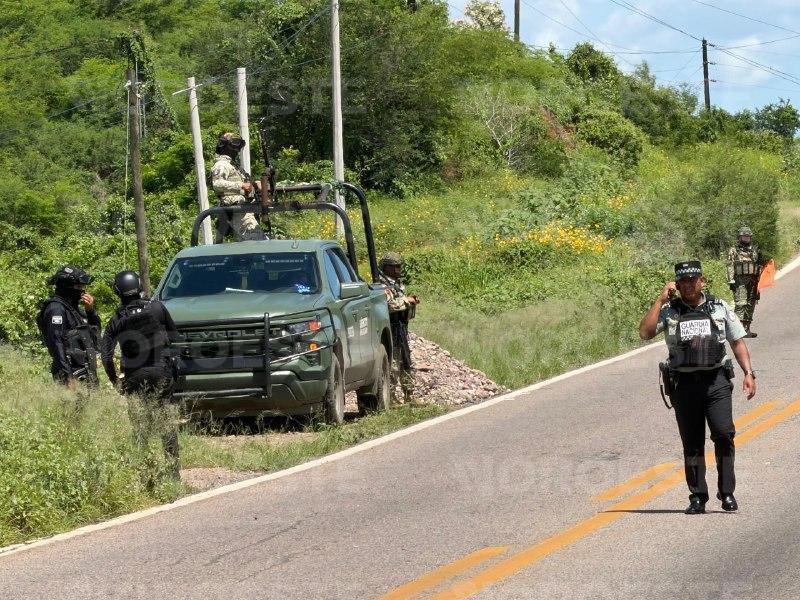 $!Hallan a mujer muerta a un costado de la carretera Mazatlán-Culiacán, cerca de El Habal