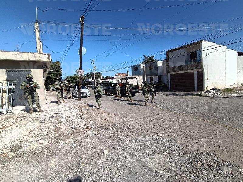 $!Asesinan a dos hombres tras ataque armado en la colonia Antonio Toledo Corro, en Culiacán