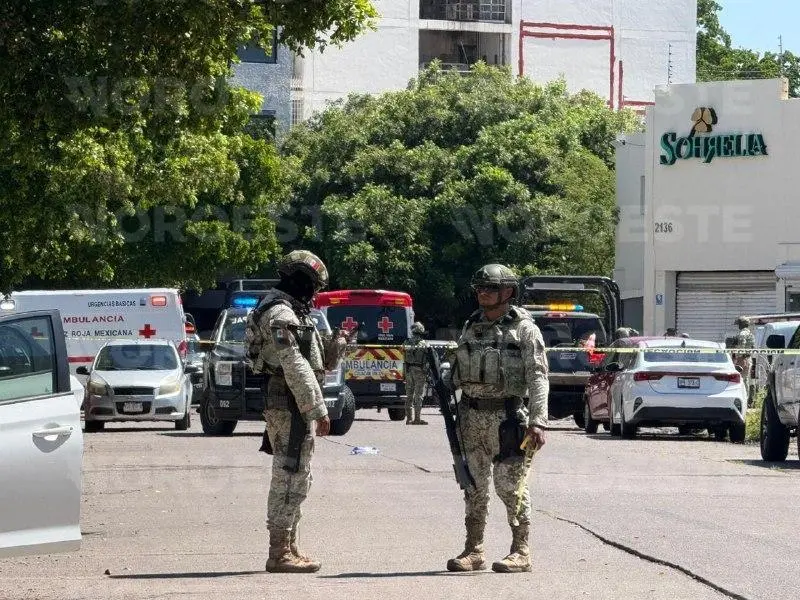 $!Atacan a balazos a una pareja en la colonia Centro Sinaloa de Culiacán