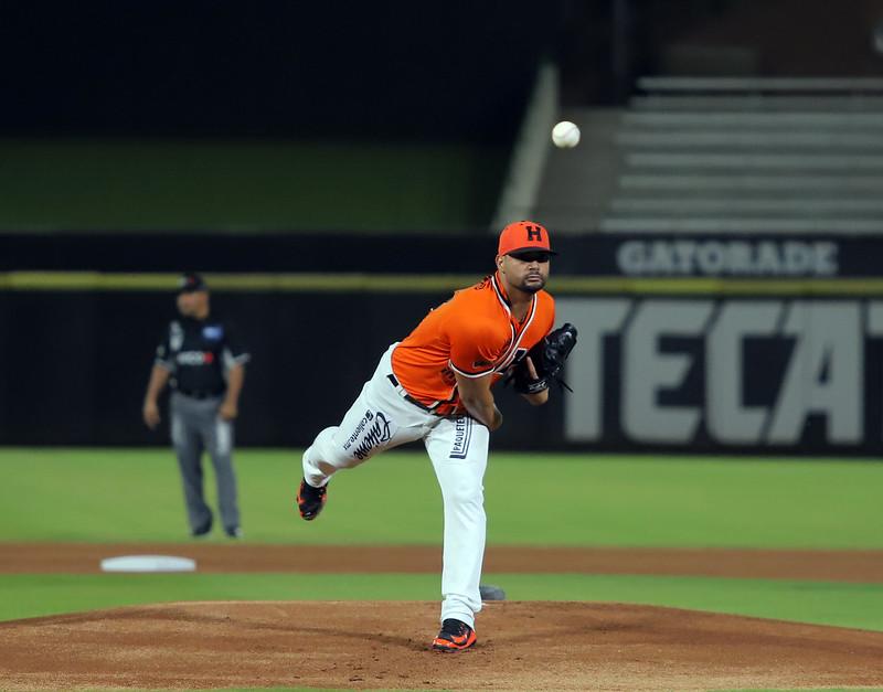 $!Naranjeros pega primero en casa ante Sultanes