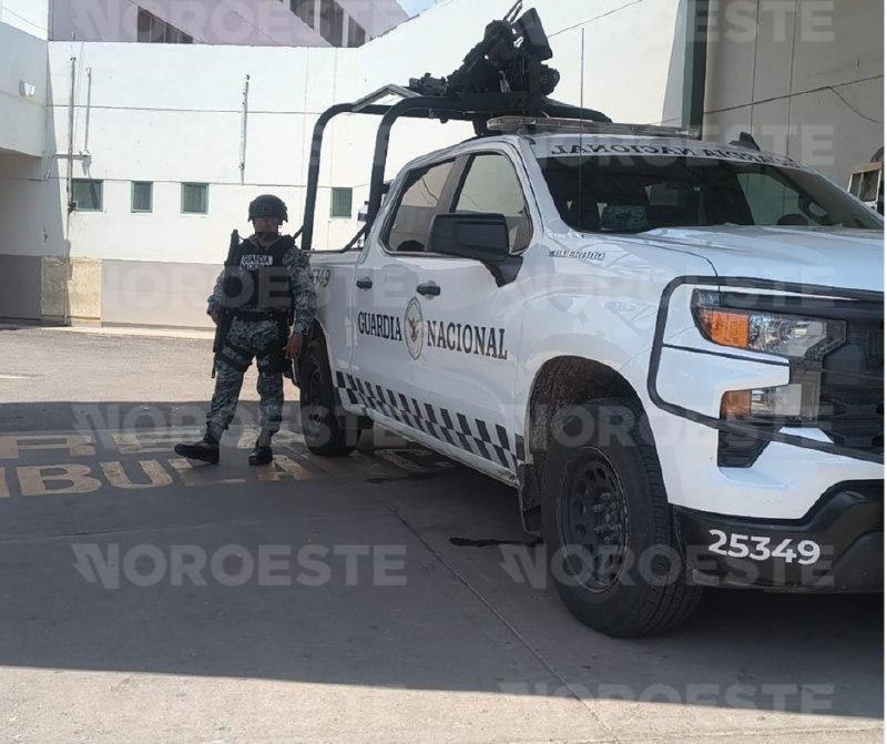 $!Guardia Nacional blinda FGR y Hospital General en Los Mochis tras balacera en sector Scally