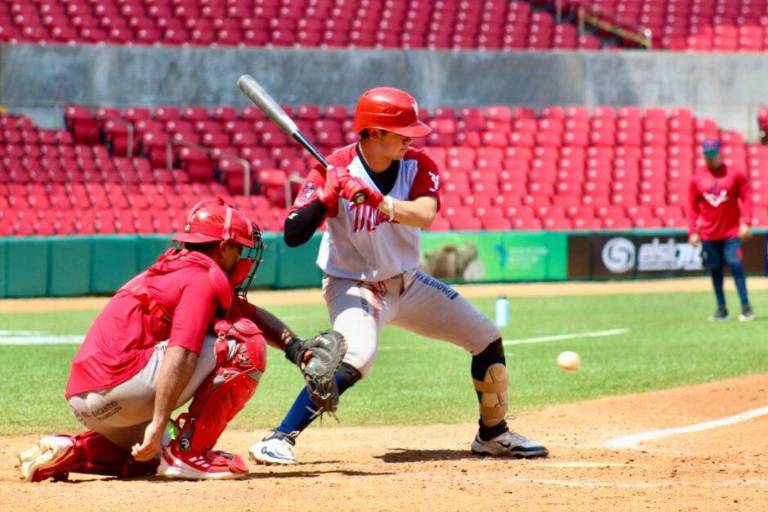 El mazatleco Carlos Tirado busca un lugar en el róster final de Venados de Mazatlán