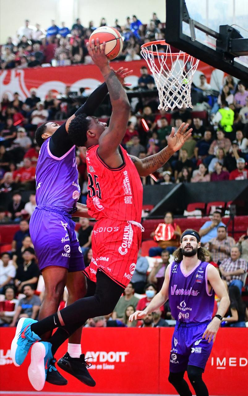 $!Venados Basketball cae ante Toros Laguna en su debut en el Cibacopa 2026