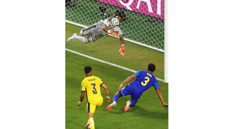 Ecuador no pudo con Eloy Room.