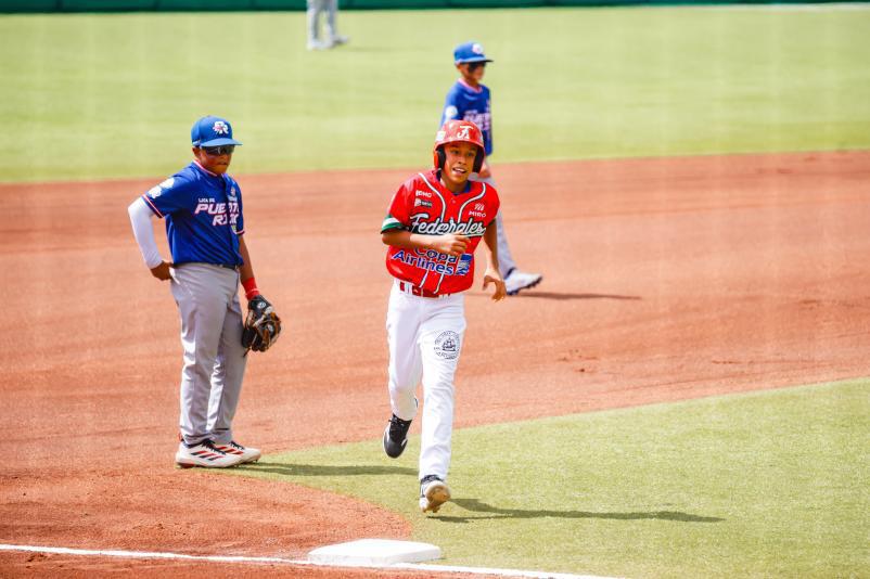 $!Rectifican marcador de Panamá-Puerto Rico y Alams Rodríguez conserva su juego perfecto