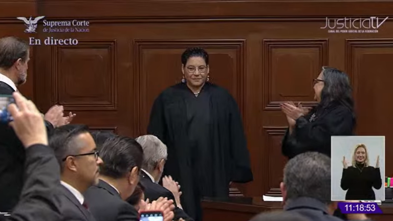 Este jueves, en sesión solemne, Lenia Batres Guadarrama fue investida como nueva Ministra de la Suprema Corte de Justicia de la Nación.