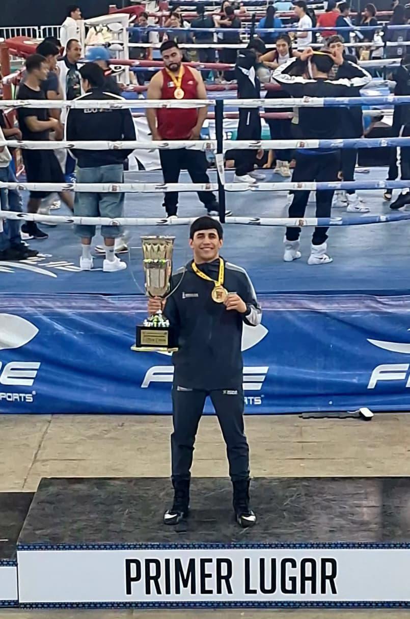 $!Jorge Luis Nieblas brilla en Nayarit y es nombrado Mejor Boxeador del Festival Olímpico 2026