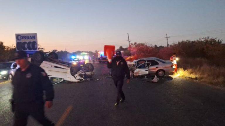 El incidente ocurrió cerca de las 4:30 horas sobre la carretera Culiacán-Eldorado, a la altura del ejido La Arrocera.