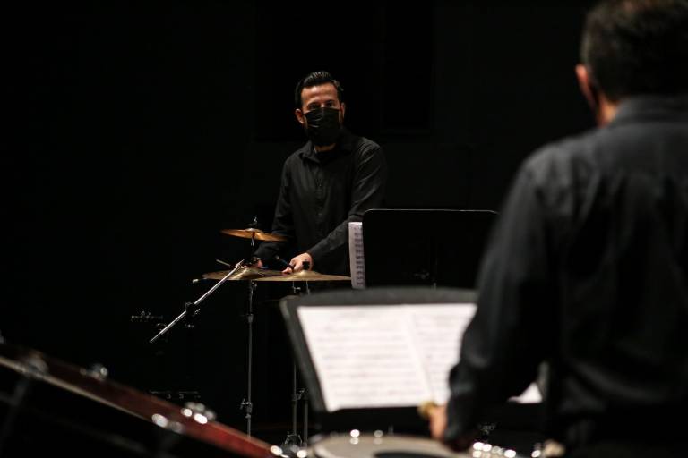 Trepidante interpretación de Sweet swaft, por percusionistas de la OSSLA